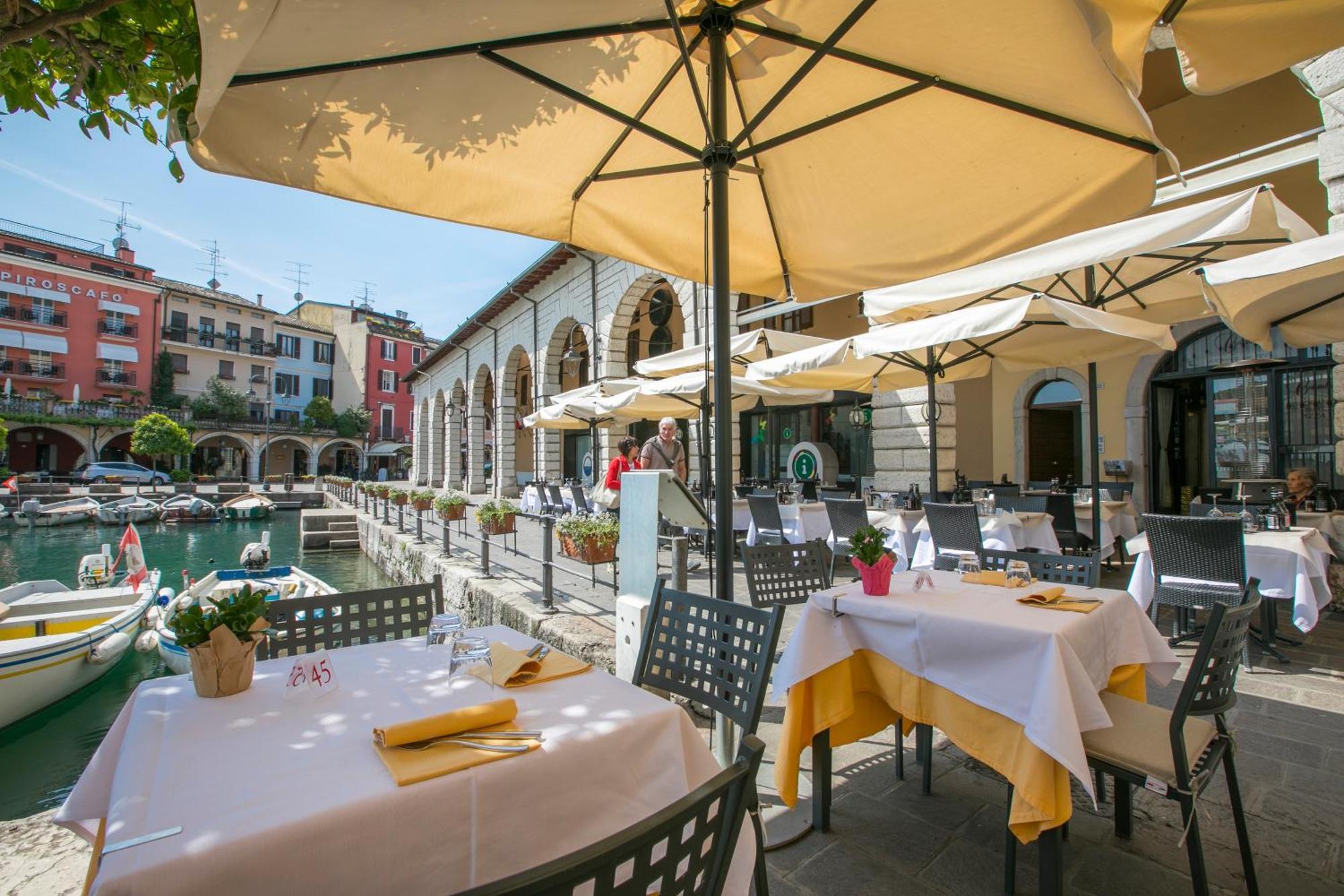 Appartamento Di Tommaso - Happy Rentals Desenzano del Garda Zewnętrze zdjęcie
